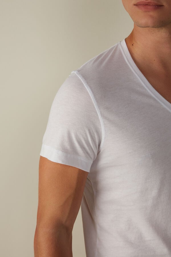 Intimssimi κοντο-Sleeve V-Neck T Shirt in Extra-Fine Supima® βαμβακερα ασπρα | GREAH34555